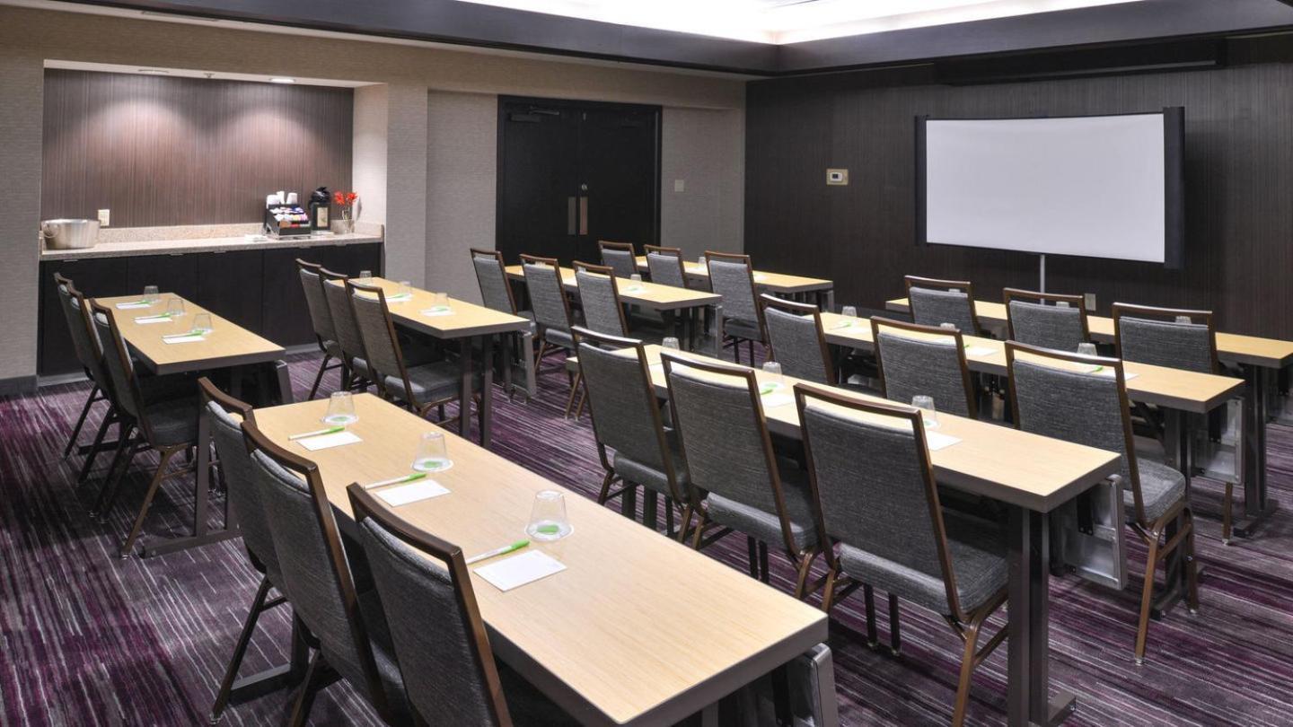 Courtyard By Marriott Charlotte Matthews Hotel Exterior photo