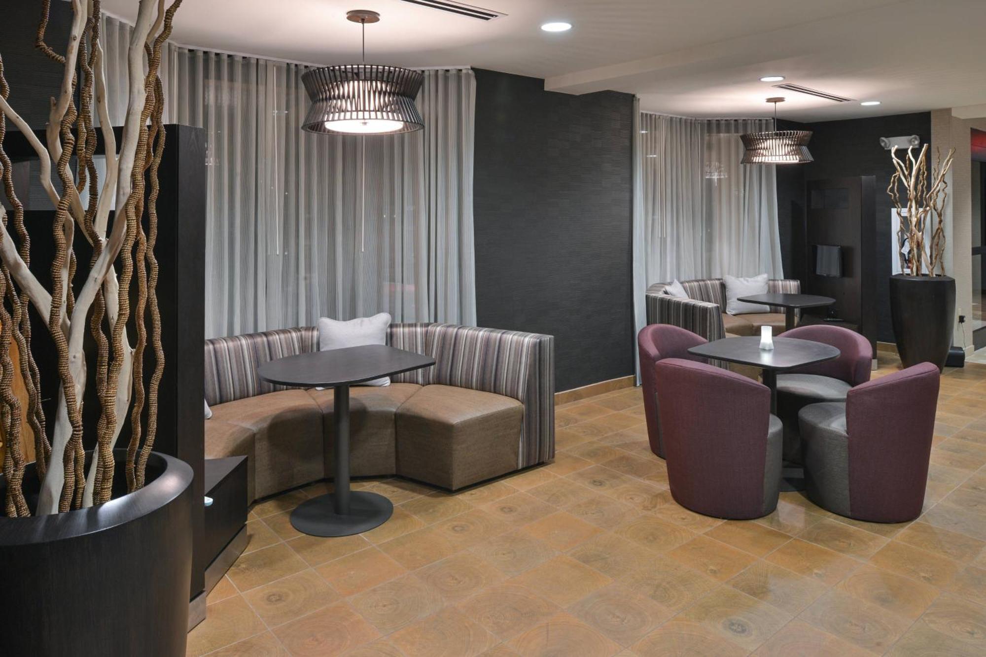 Courtyard By Marriott Charlotte Matthews Hotel Exterior photo